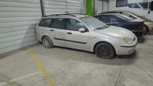 FORD FOCUS FAMILIAR (CAK) foto 3