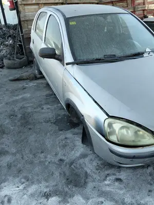 OPEL CORSA C foto 4