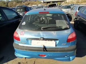 PEUGEOT 206 foto 3