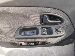 RENAULT CLIO II FASE I (B/CB0) foto 7