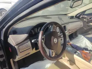 JAGUAR XF foto 7