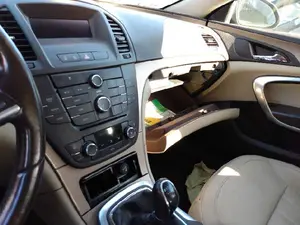 OPEL INSIGNIA BERLINA foto 2