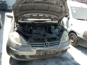 MERCEDES-BENZ CLASE A (BM 169) foto 3