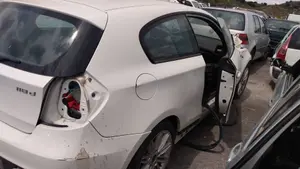 BMW SERIE 1 BERLINA (E81/E87) foto 22
