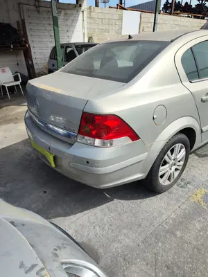 OPEL ASTRA H BERLINA foto 2