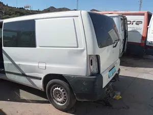 MERCEDES-BENZ V CLASE (638) foto 4