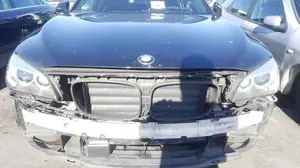 BMW SERIE 7 (F01/F02) foto 18