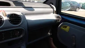 RENAULT TWINGO I (C06) foto 10