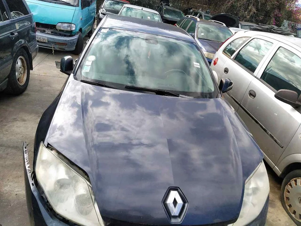 RENAULT LAGUNA III BERLINA