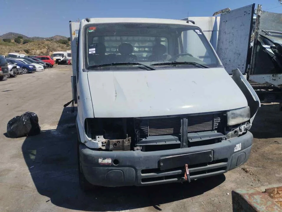RENAULT MASTER II FASE 2 DOBLE CABINA CAMIÓN/CHASIS