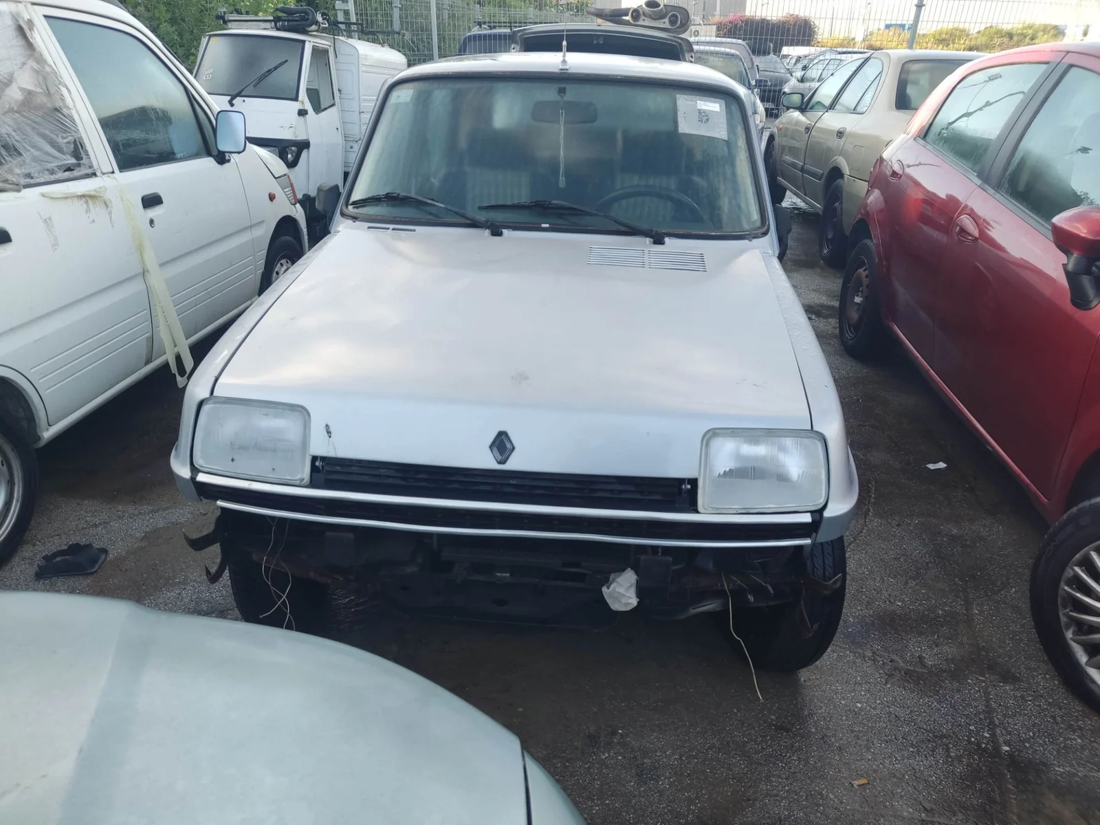 RENAULT R 5 (B/C40)