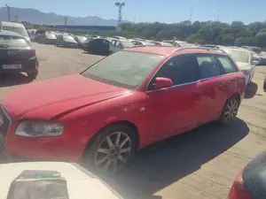 AUDI A4 AVANT (8E) foto 3