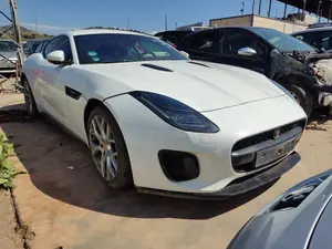 JAGUAR F-TYPE COUPÉ foto 12