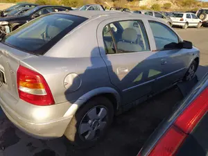 OPEL ASTRA G BERLINA foto 2