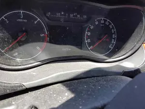 OPEL CORSA E foto 6