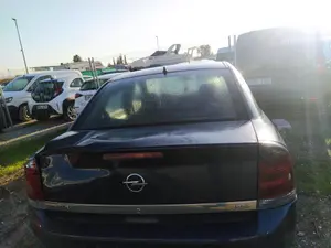 OPEL VECTRA C BERLINA foto 4