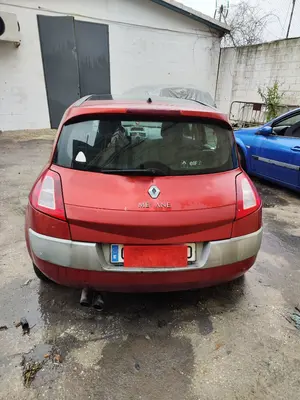 RENAULT MEGANE II BERLINA 5P foto 2