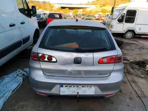 SEAT IBIZA (6L1) foto 3