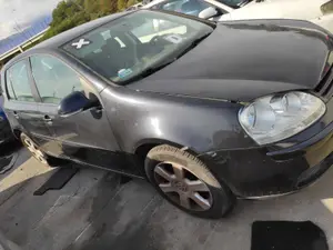 VOLKSWAGEN GOLF V (1K1)(10.2003) foto 10