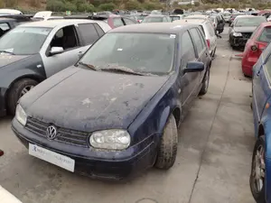 VOLKSWAGEN GOLF IV BERLINA (1J1)(10.1997) foto 3