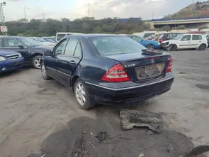 MERCEDES-BENZ CLASE C (BM 203) BERLINA foto 5