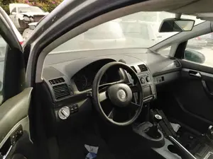 VOLKSWAGEN TOURAN (1T1) foto 2