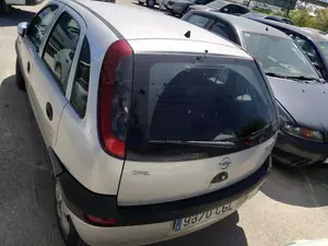 OPEL CORSA C foto 3