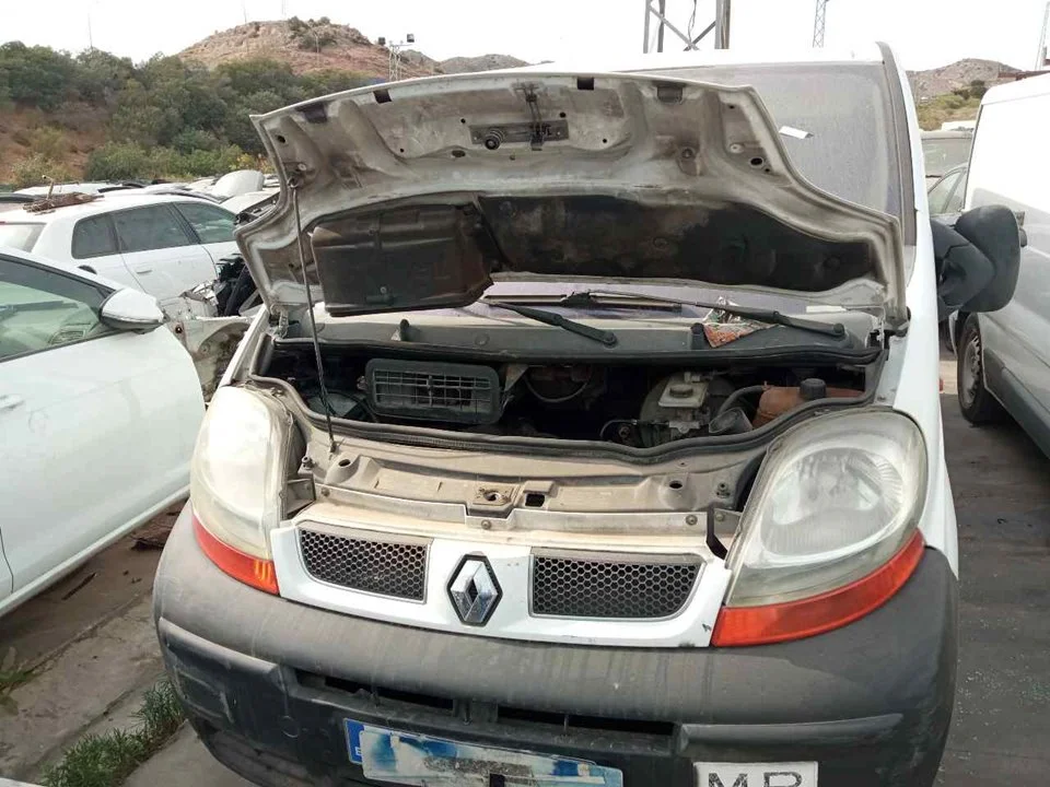 RENAULT TRAFIC II FURGÓN