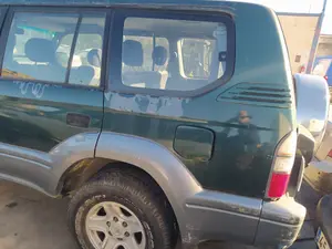 TOYOTA LAND CRUISER (J9) foto 8