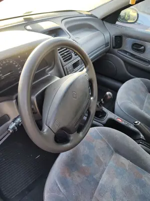 RENAULT LAGUNA (B56) foto 2