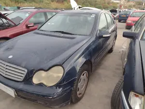 MERCEDES-BENZ CLASE C (BM 203) BERLINA foto 7