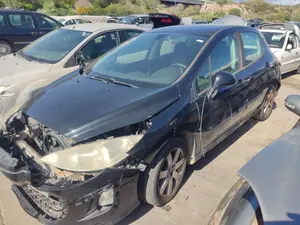 PEUGEOT 308 foto 2
