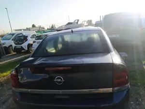 OPEL VECTRA C BERLINA foto 9