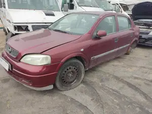OPEL ASTRA G BERLINA foto 2