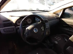 FIAT GRANDE PUNTO (199) foto 5