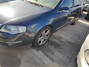 VOLKSWAGEN PASSAT BERLINA (3C2) foto 4