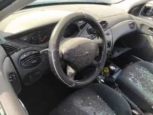 FORD FOCUS BERLINA (CAK) foto 6