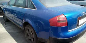 AUDI A6 BERLINA (4B2) foto 5