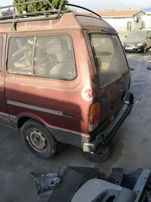 NISSAN VANETTE (C220) foto 4