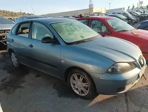 SEAT IBIZA (6L1) foto 3
