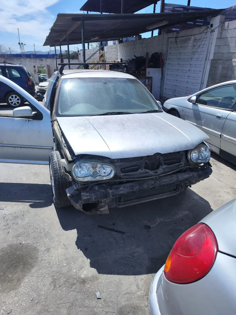 VOLKSWAGEN GOLF IV BERLINA (1J1)(10.1997)