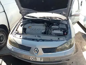 RENAULT LAGUNA II (BG0) foto 5