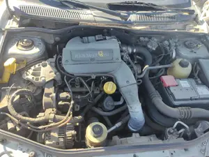 RENAULT MEGANE I FASE 2 COUPE (DA...) foto 2