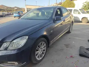 MERCEDES-BENZ CLASE E (BM 212) LIM. foto 4