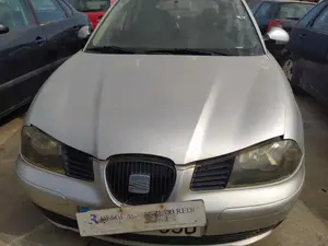 SEAT IBIZA (6L1) foto 1