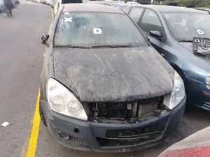 OPEL ASTRA H BERLINA foto 1