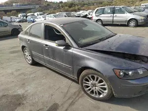 VOLVO S40 BERLINA foto 5