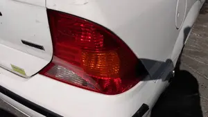 FORD FOCUS BERLINA (CAK) foto 17