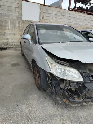 CITROEN C4 BERLINA foto 8