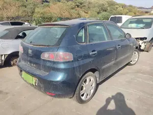 SEAT IBIZA (6L1) foto 2